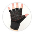 Wholesale Silicone Shockproof Gym Gloves Anti Slip Sports Gloves